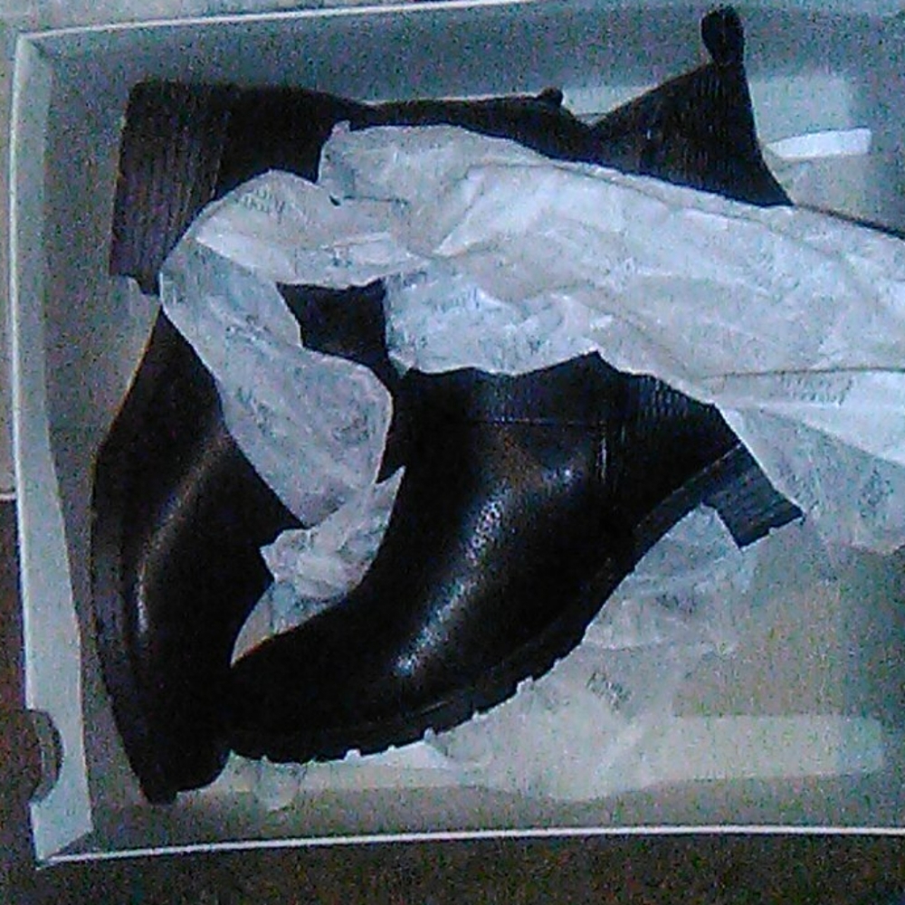 Dress boots